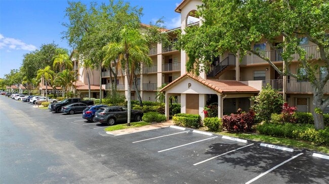 Building Photo - 1300 SW 124th Terrace Unit 107P Rental