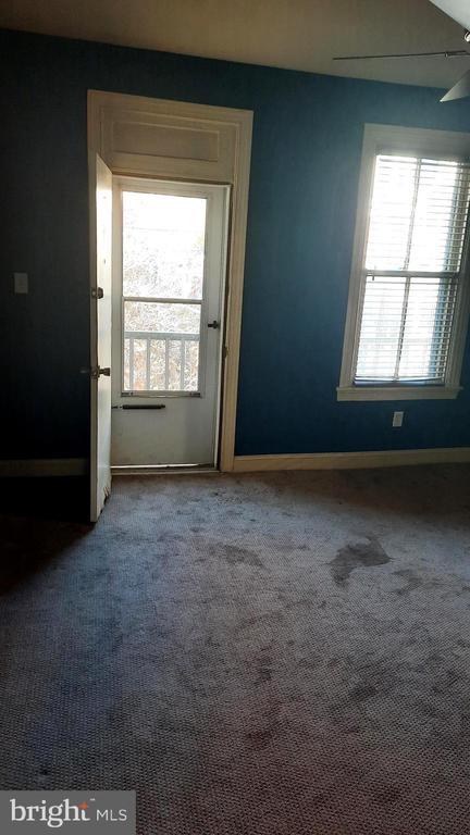 Photo - 238 Muench St