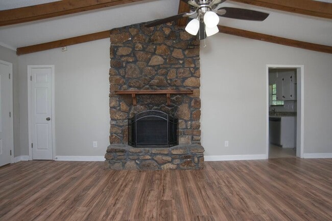 Photo - Spacious 3 bedroom/2 bath ranch- South Huntsville!