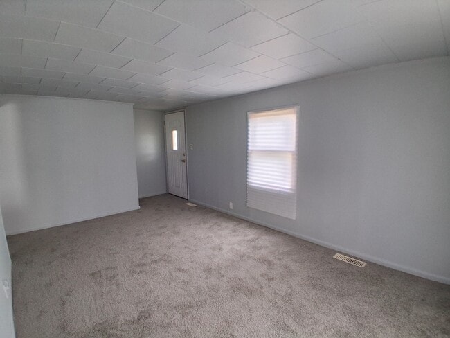 Photo - 913 Forrest St