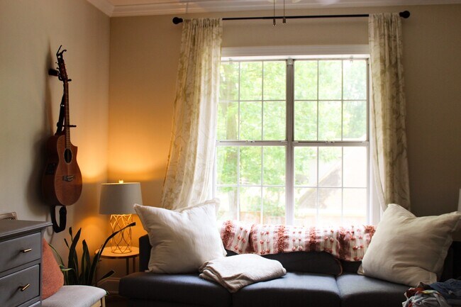 Photo - 604 Watson St