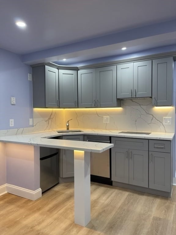 Building Photo - 45 Oval Rd Unit 6