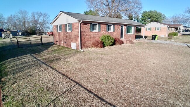 Photo - 3935 Elkton Trail