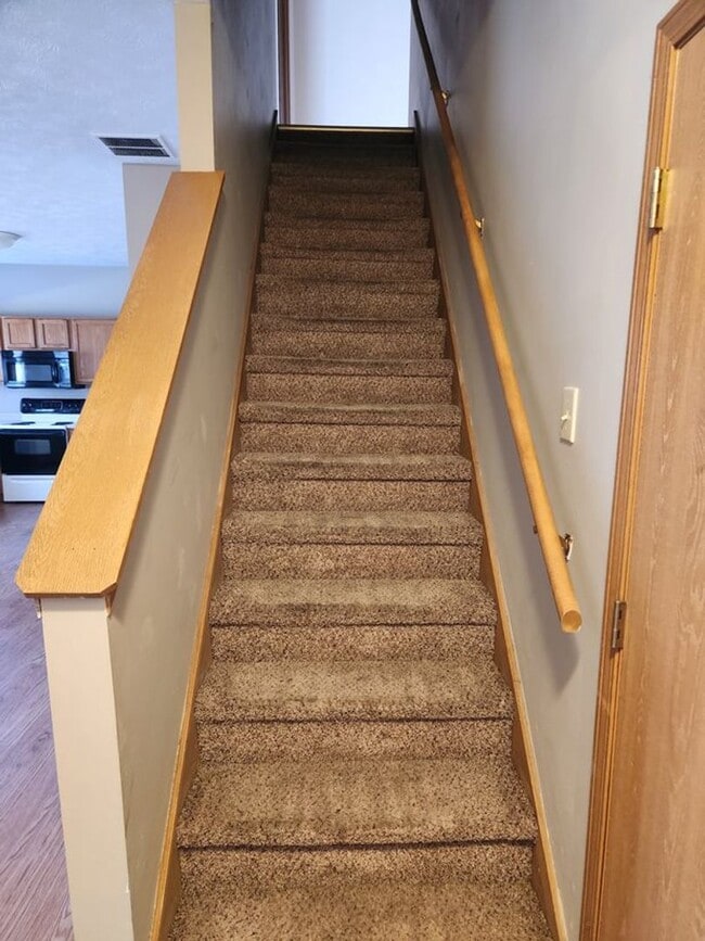 Photo - 3920 Ledyard St