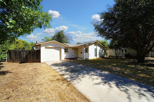 Photo - Move-In Ready 4-Bedroom Gem in the Heart of Schertz! - Realtor Commission: $500