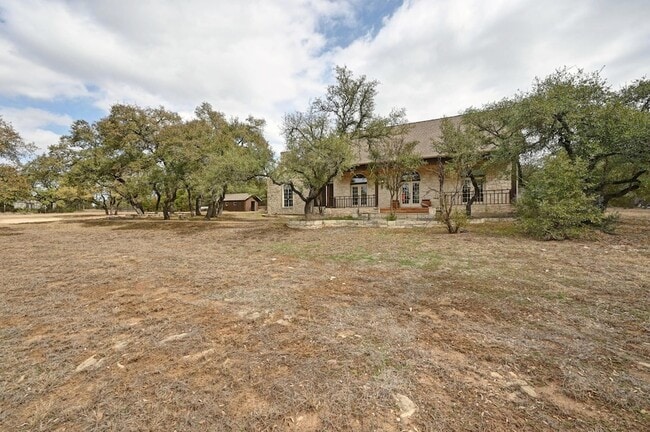 Photo - 140 Barton Ranch Cir