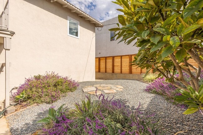 Photo - Beautifully Remodeled 2 Bed/1Bath Home with Ocean and Bay Glimpses in Ocean Beach!