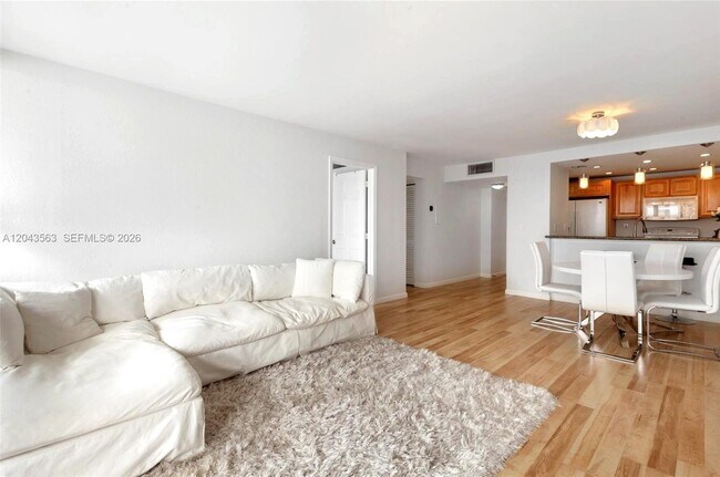 Photo - 600 NE 36th St Unit 1717