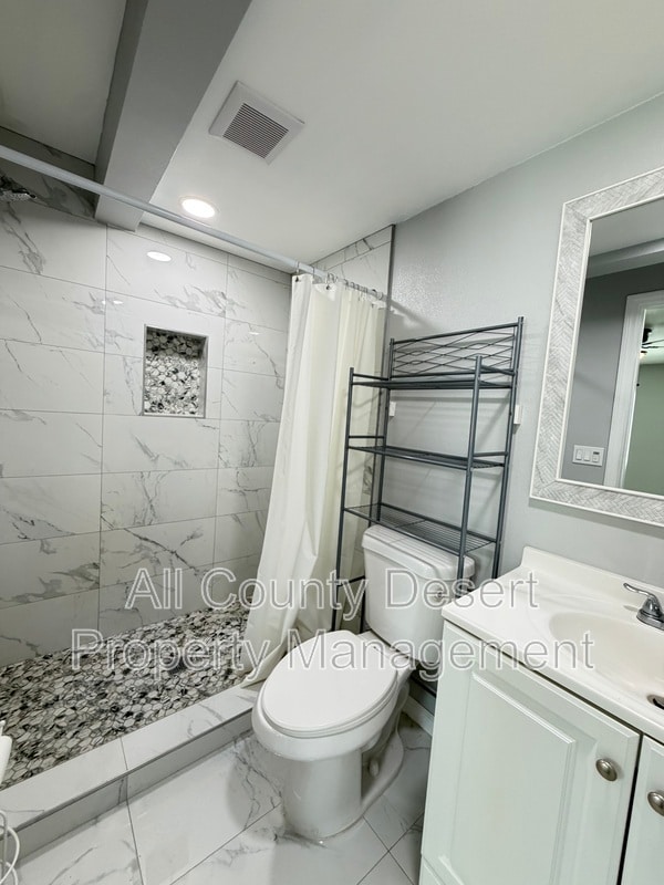 Photo - 81294 Poppy St Unit B