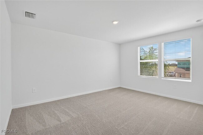 Photo - 19525 Fairhill Ct