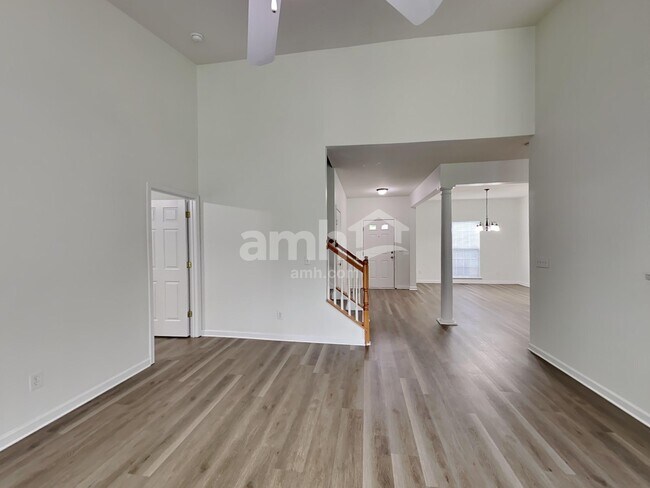 Photo - 1828 Annalee Dr