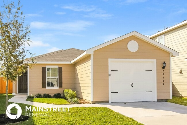 Photo - 25194 Dickens Dr