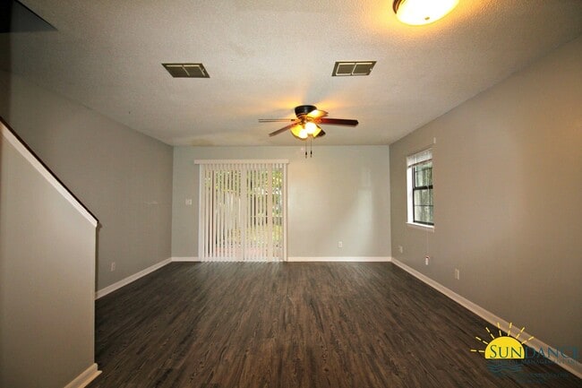 Photo - Nice 2 Bedroom Townhouse in Fort Walton
