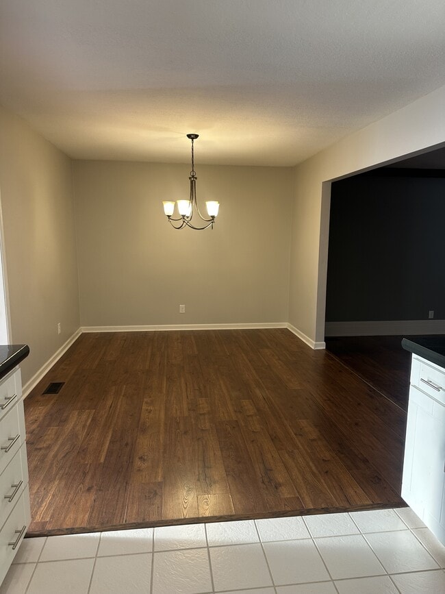 Photo - 1817 Gingham Ln