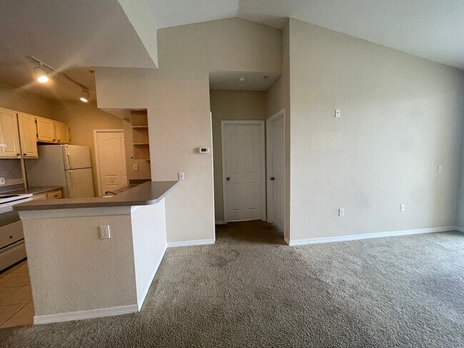 Photo - 1br/1ba Visconti Condo with Water View!