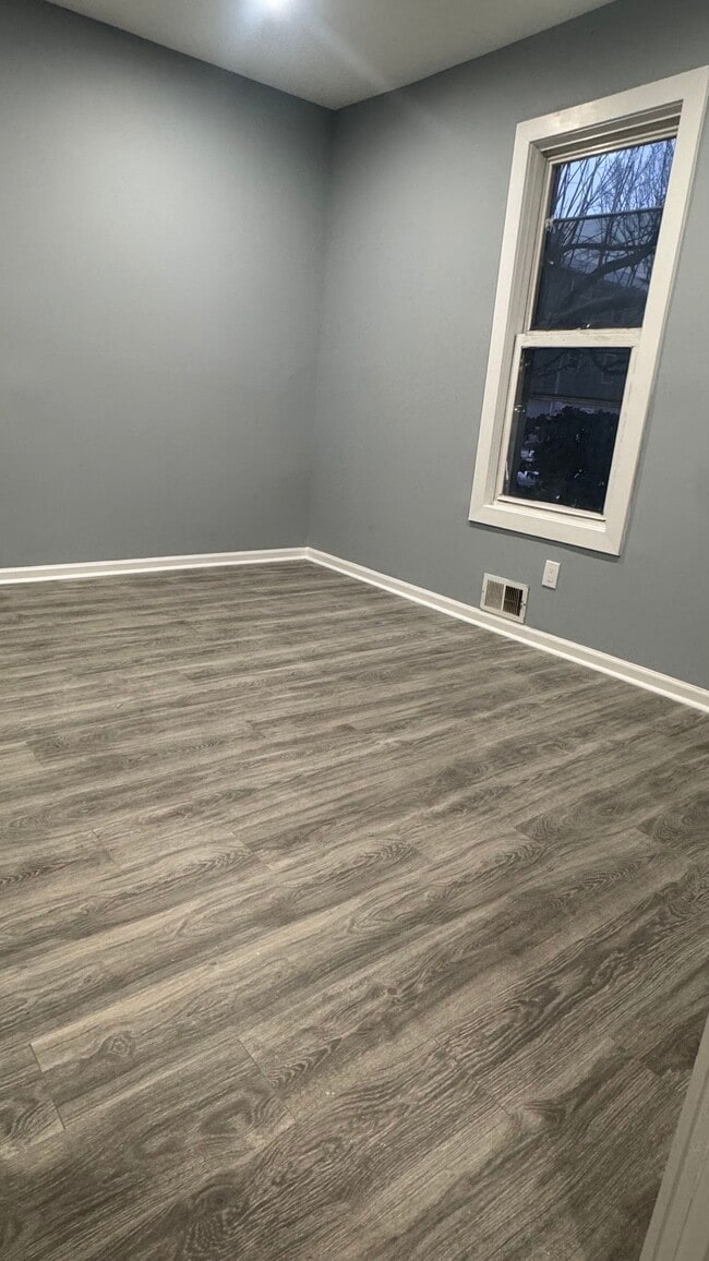 Photo - 356 S 19th St