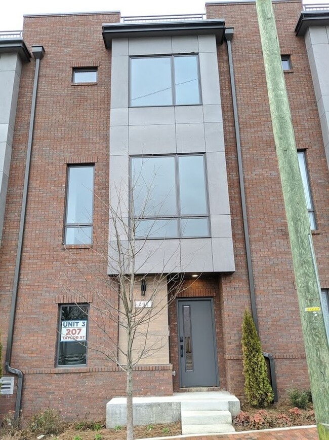 Photo - Luxury Townhome in Desirable Germantown Neighborhood