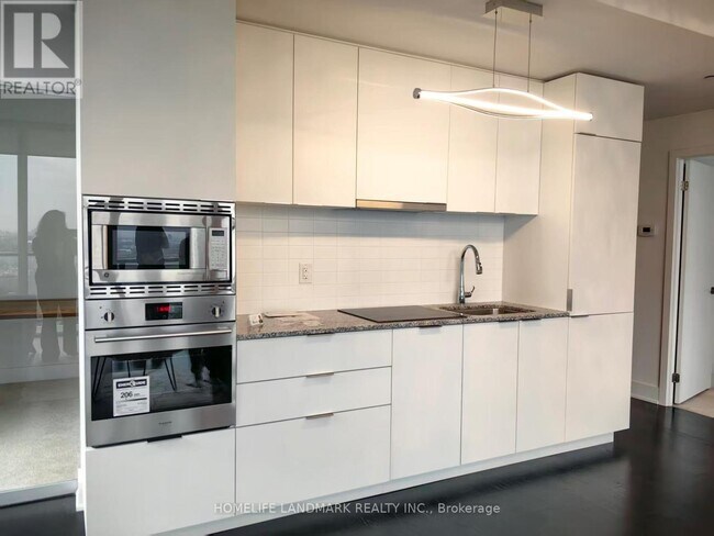 Photo - 955 Bay St. Unit 3113