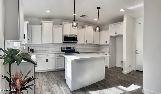 Photo - 5549 S Dillon