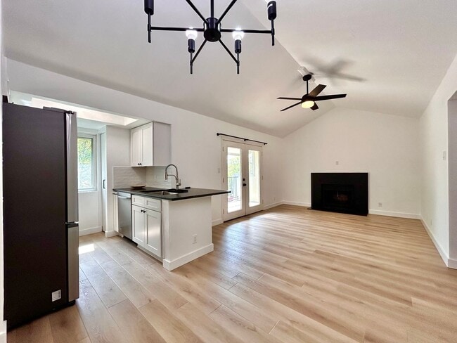 Photo - 3018 S 1st St