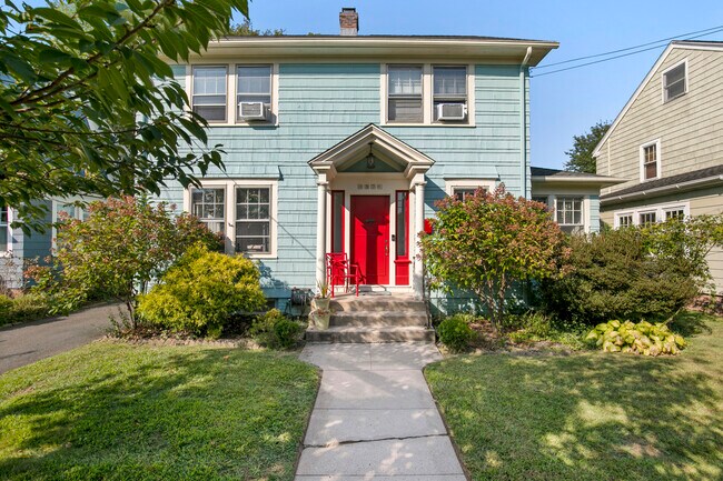 Photo - 37 Harmon St