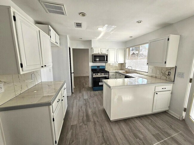 Photo - 11411 Sky Way Dr