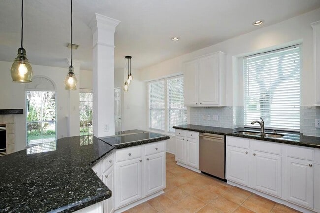 Photo - 6902 Afton Woods Dr