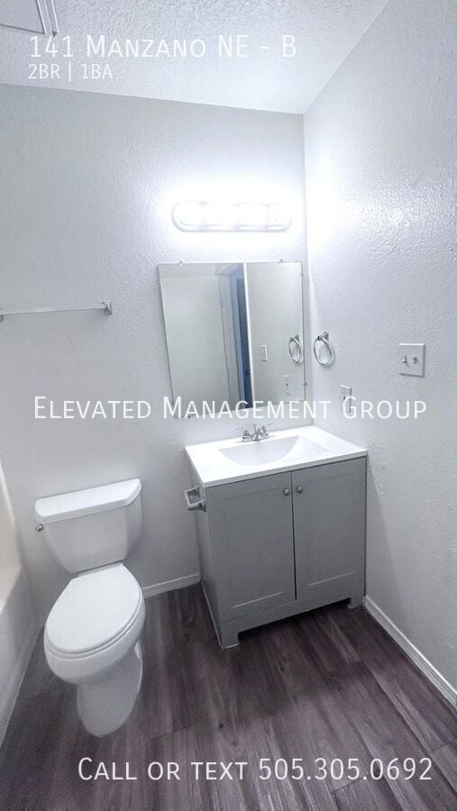 Photo - 141 Manzano St NE Unidad B