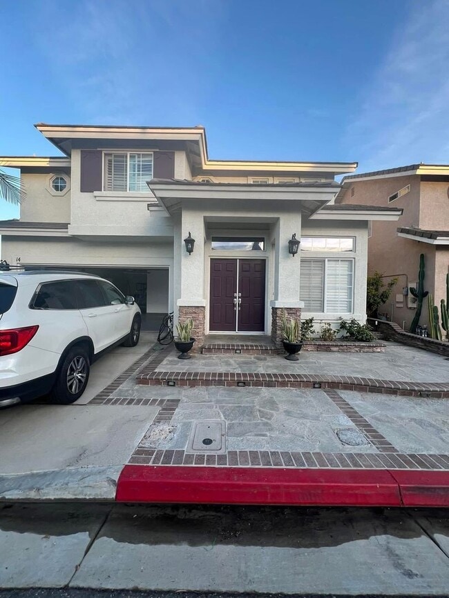 Building Photo - Beautiful Home in Westminster for Lease