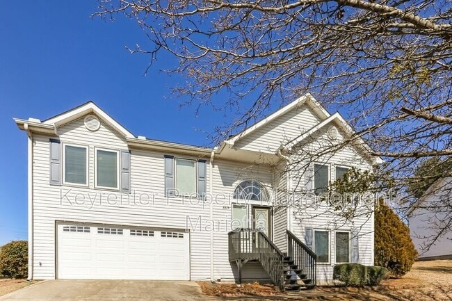 Photo - 6815 Wood Gate Way