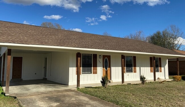 Photo - 100 Belle Cir