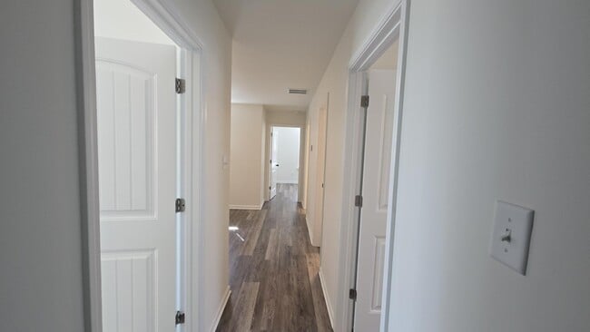 Photo - 1210 Pennock Dr
