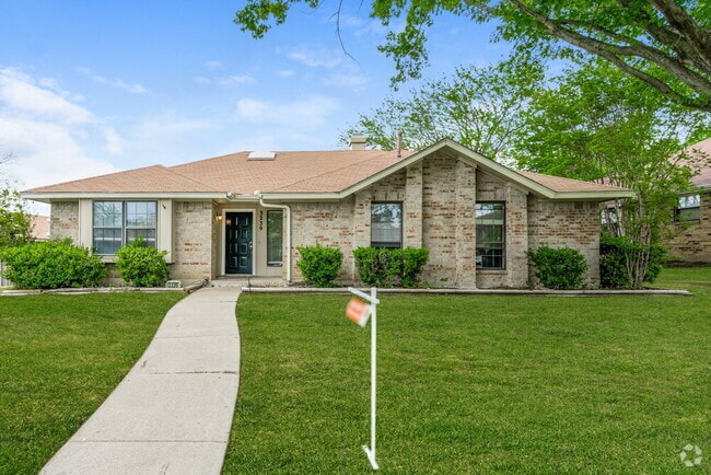 Building Photo - 3239 Wichita Dr Rental