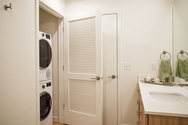 Photo - VESPR Apartments