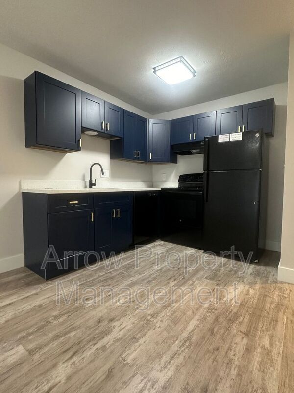 Photo - 2325 S Street Unit 8