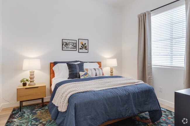 2BR, 2BA - 1,050SF - Bedroom