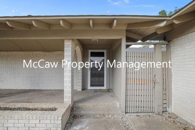 Photo - 1736 Brown Trail