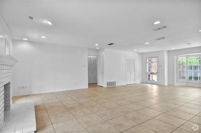 Building Photo - 1375 Roaring Springs Rd Rental