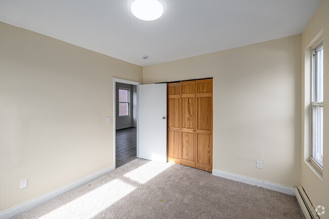 3BR, 1BA - Bedroom