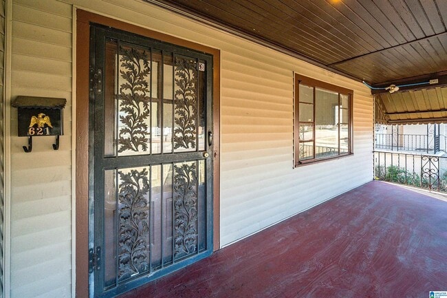 Photo - 621 Valley Rd