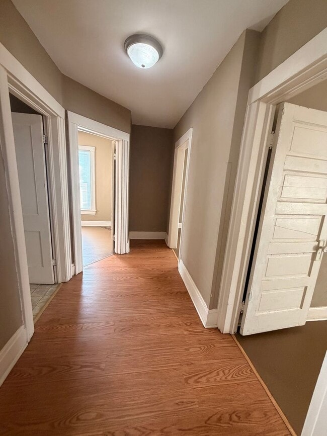 Photo - 105 E Hickman St Unit 105 E. Hickman St B