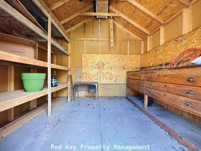 Photo - 474 E 1370 N