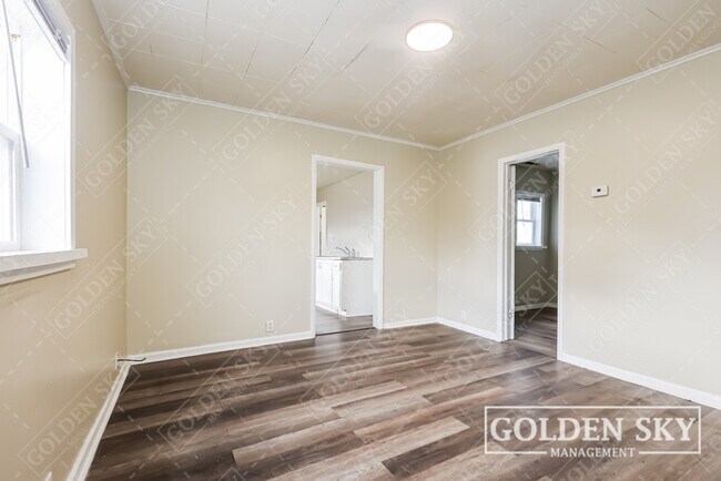 Photo - 1711 S Blaine St