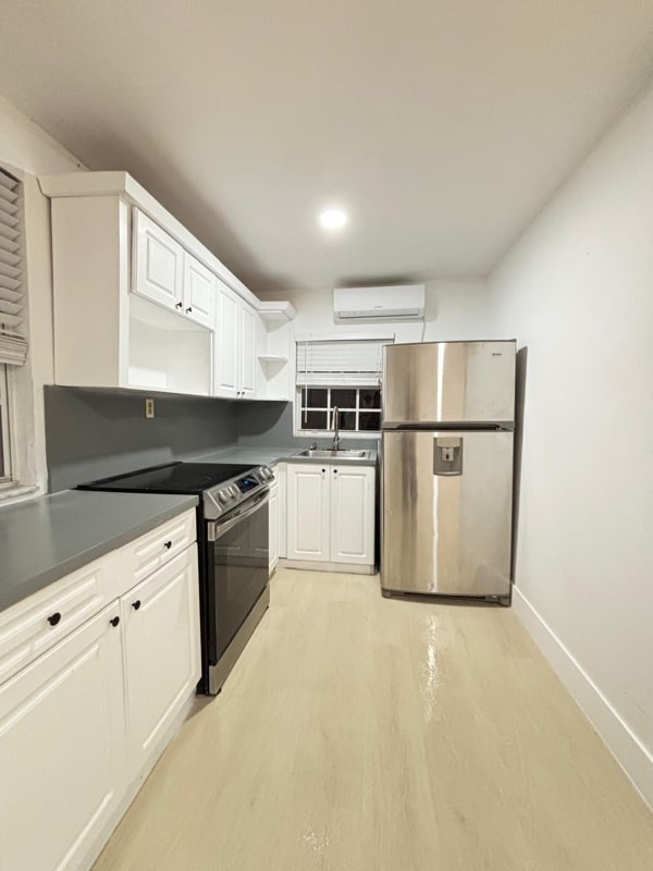 Photo - 2035 NW 26th St Unit 3