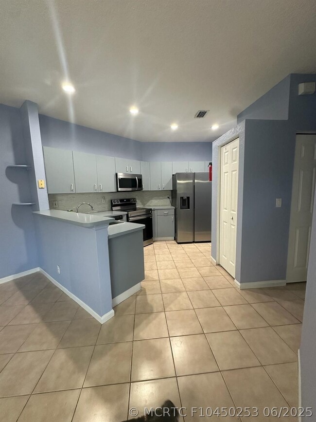Photo - 8900 NW 54th St