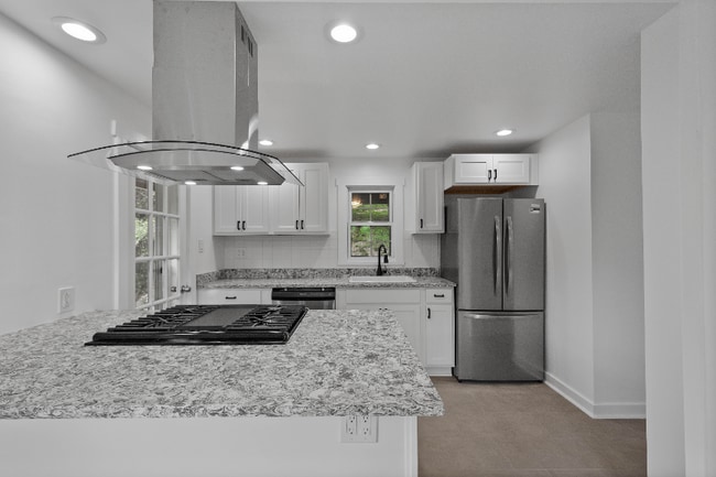 Photo - 1454 Elizabeth Blvd
