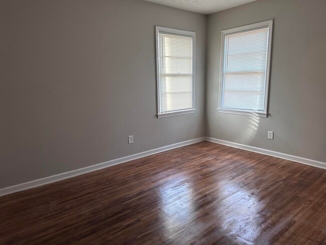 Photo - 3736 Donna Dr