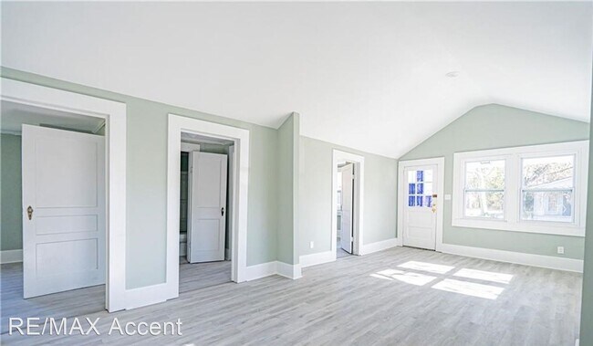 Photo - 2 br, 1 bath House - 109 Kingman Ave.