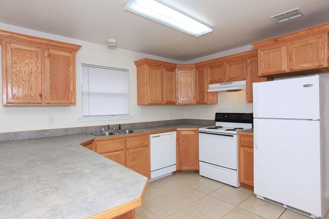 Photo - Chateau Audubon Apartments