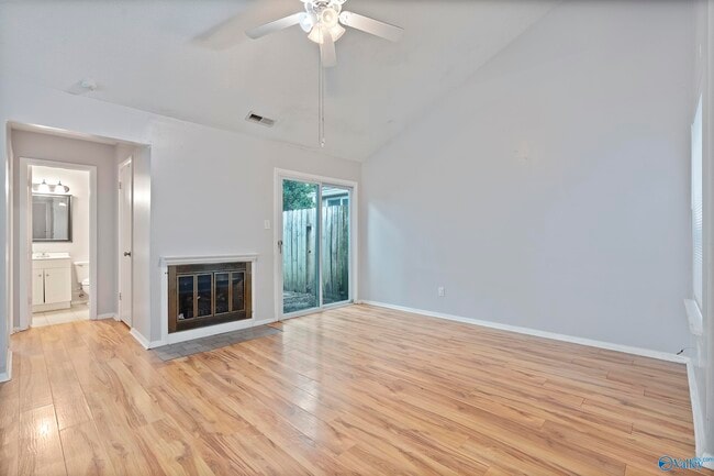 Photo - 120 Briargate Ln